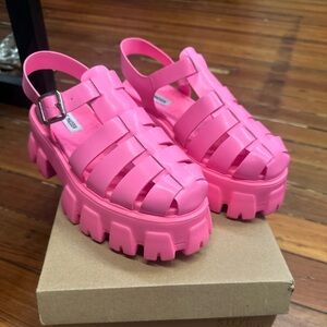 Steve Madden Echo Pink Platform Sandals